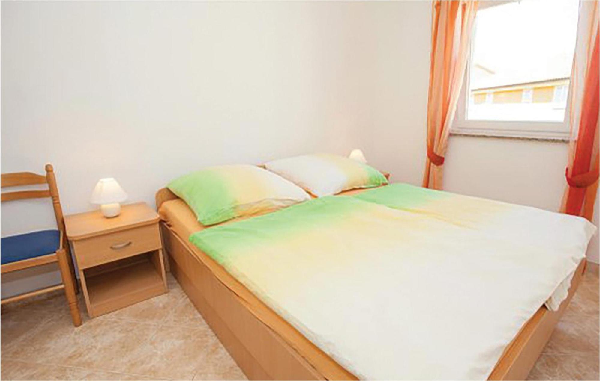 1 Bedroom Beautiful Apartment In Malinska Extérieur photo