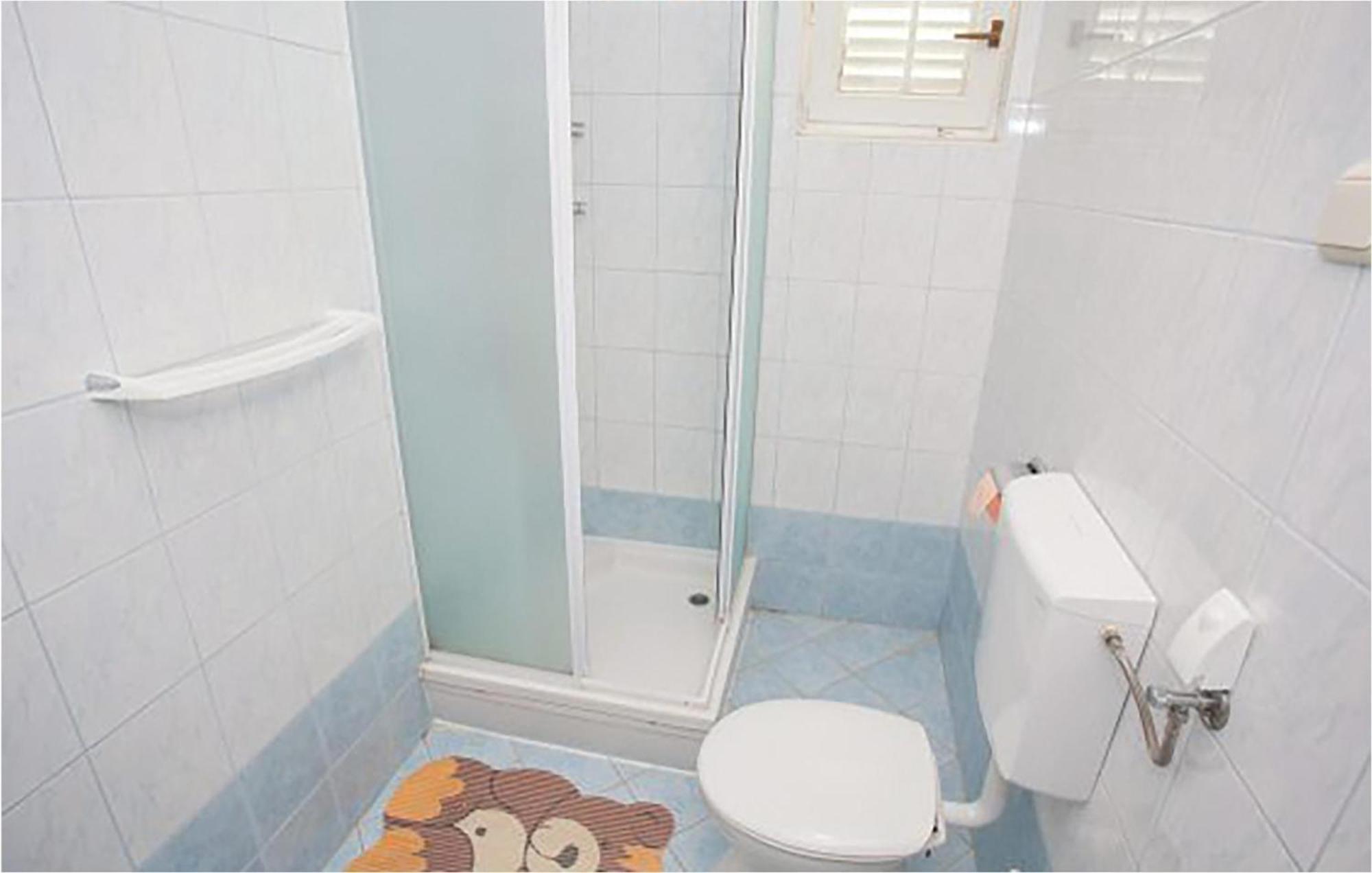 1 Bedroom Beautiful Apartment In Malinska Extérieur photo